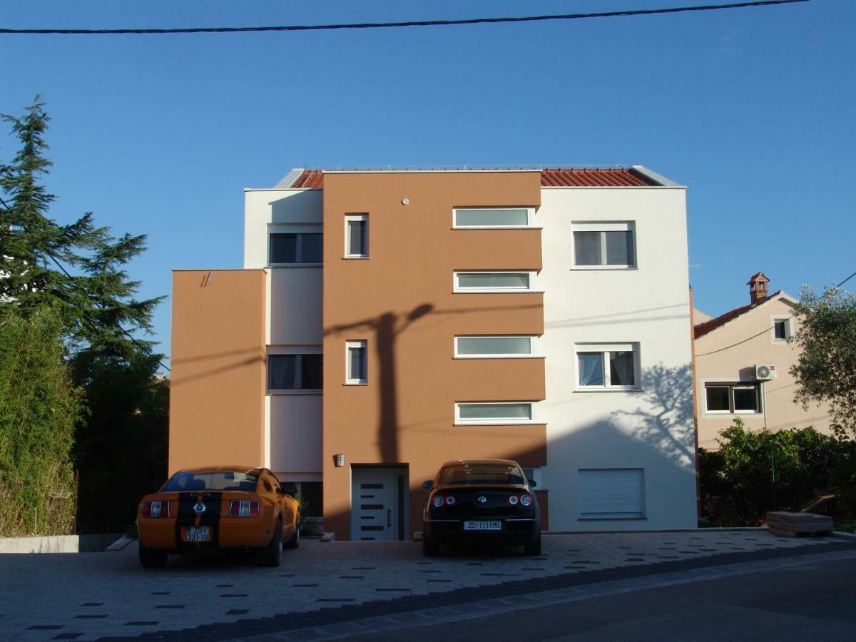Ivanov Apartament *